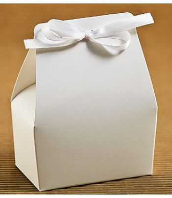 Коробка картонна порожня "Бонбоньєрка – принцеса" №М0020-о9  75х45х90мм БІЛА;